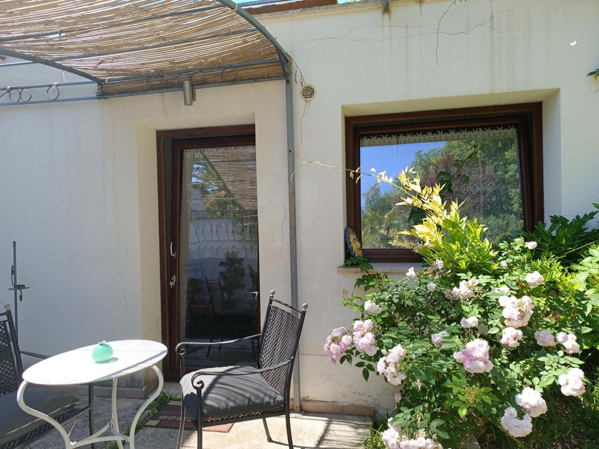 B & B Villa Flora Mondello Exterior photo